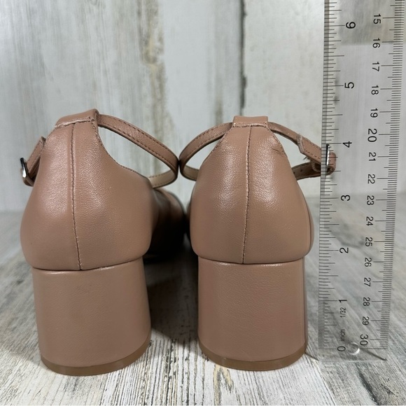 Steve Madden Two-Tone Block Heel Shoes - Black and Tan - Picture 8 of 9